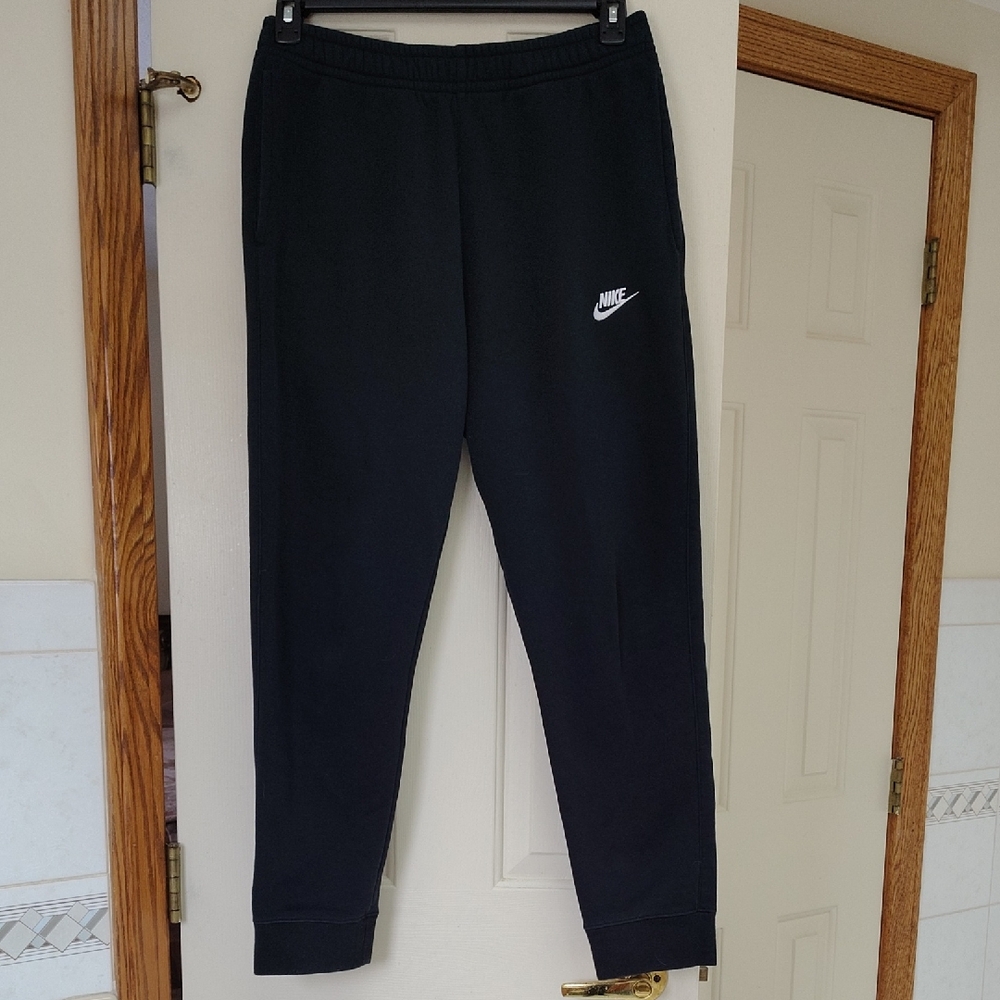 Nike Men's Black Fleece Joggers with White Logo